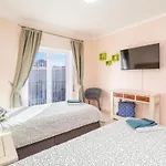 Oasis Park Condo, Pool & Jacuzzi, Free Parking * פורטימאו