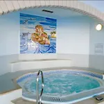 Oasis Park Condo, Pool & Jacuzzi, Free Parking Apartament