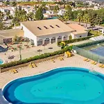 Oasis Park Condo, Pool & Jacuzzi, Free Parking