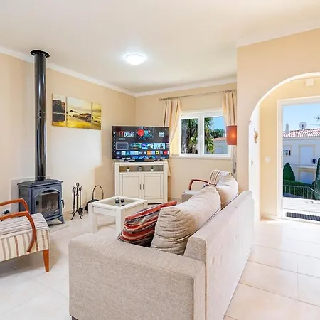 Apartment Oasis Park Condo, Pool & Jacuzzi, Free Parking Portimao