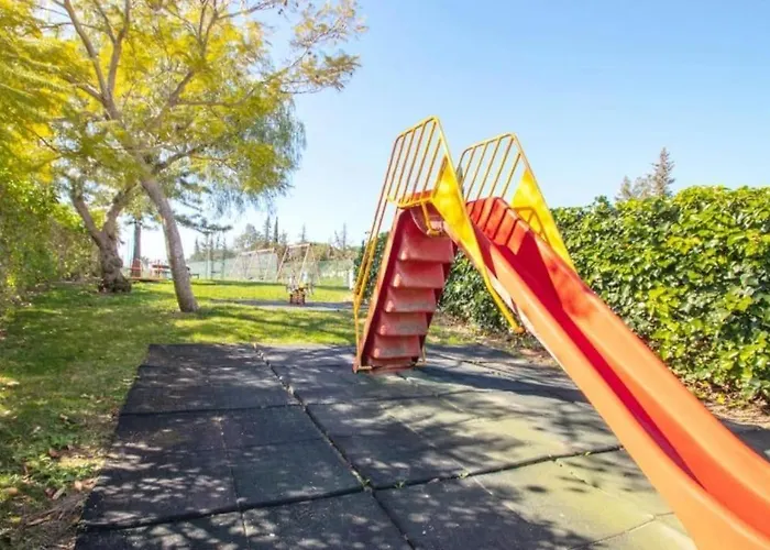 Apartment Oasis Park Condo, Pool & Jacuzzi, Free Parking