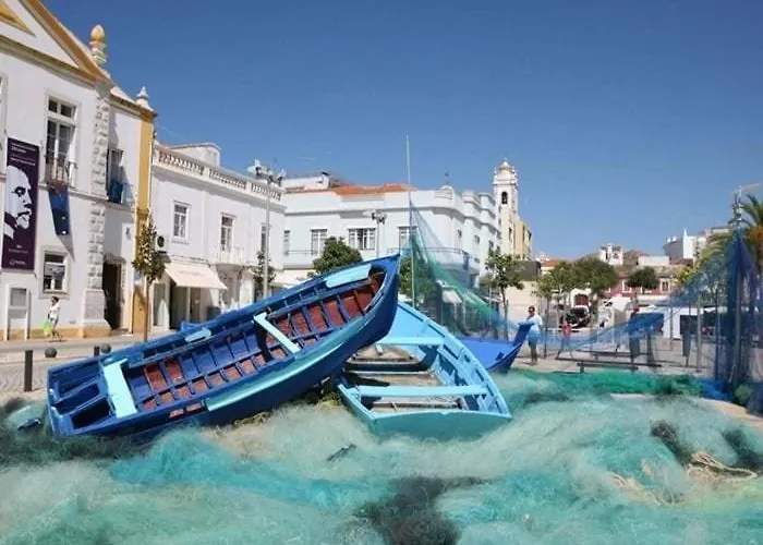 Oasis Park Condo, Pool & Jacuzzi, Free Parking * Portimao