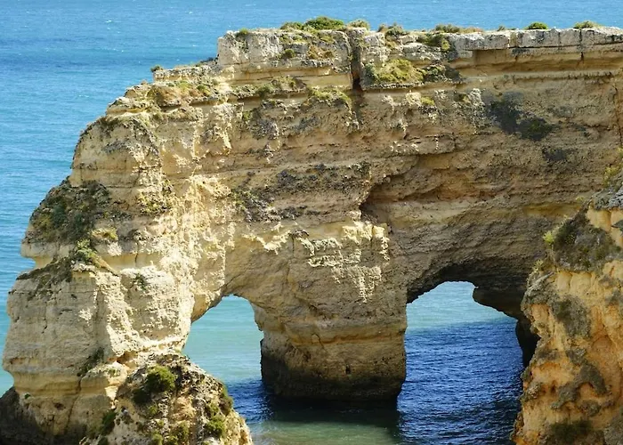 Oasis Park Condo, Pool & Jacuzzi, Free Parking Apartment Portimao