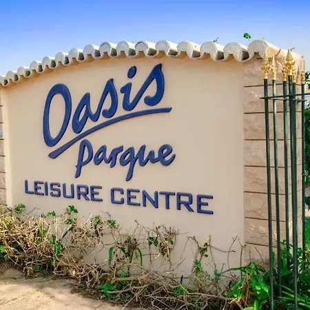 Oasis Park Condo, Pool & Jacuzzi, Free Parking דירה פורטימאו